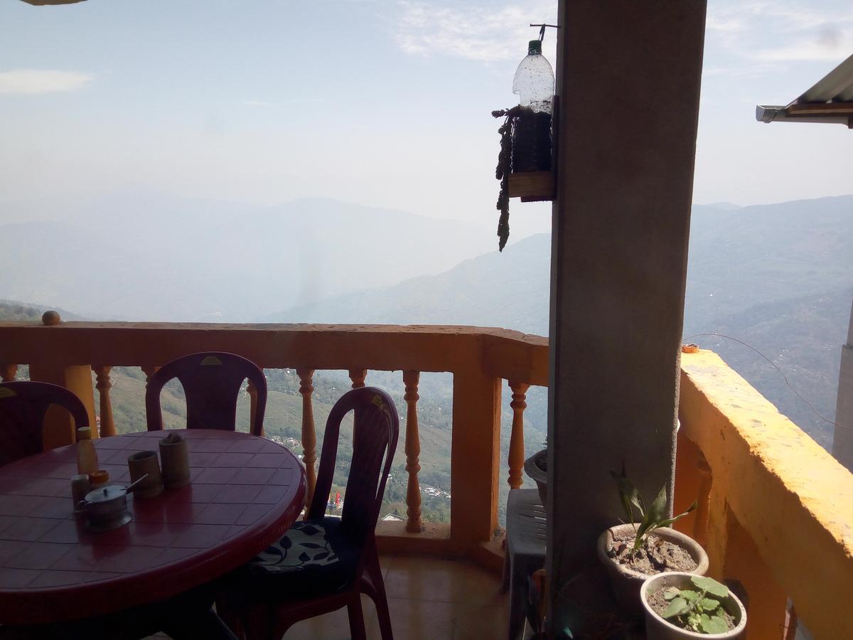 Hotel Tower View Дарджилинг Екстериор снимка